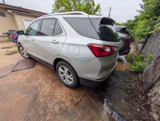 2020 Chevrolet Equinox FWD LT 2.0L Turbo - Exterior Rear Left Corner Image